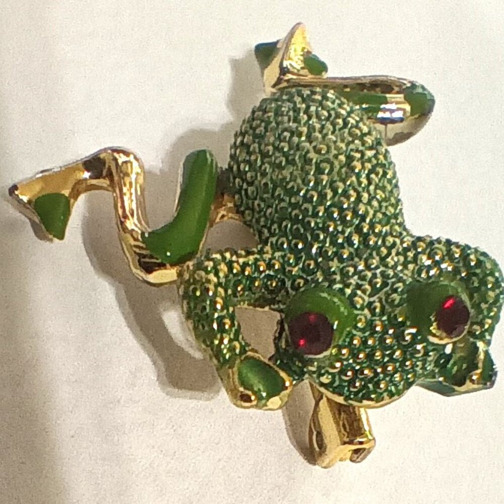 Vintage Frog Pin Brooch Movable Articulated Legs Green Gold and Red